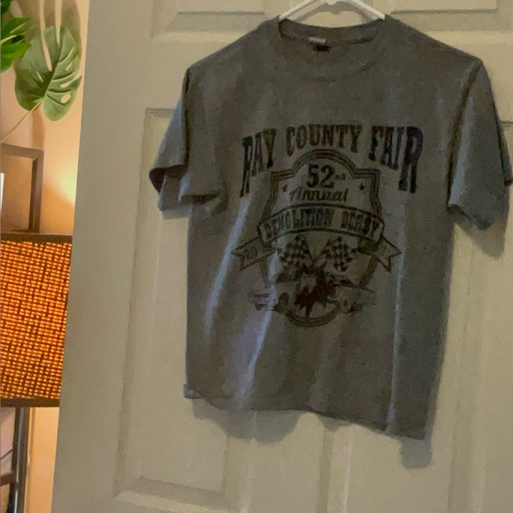 Gray Bay County Fair T-Shirt-boys 8 to 10 large